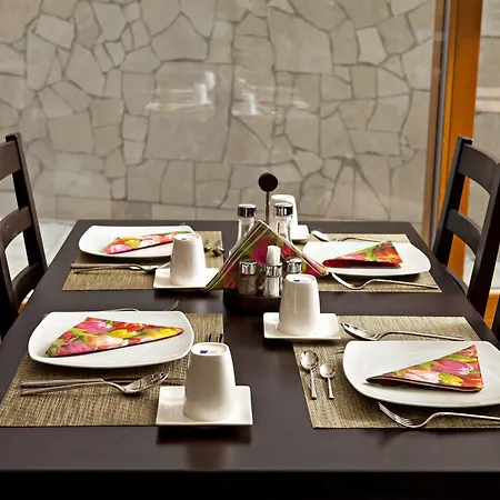 Hotel Aziza 4*